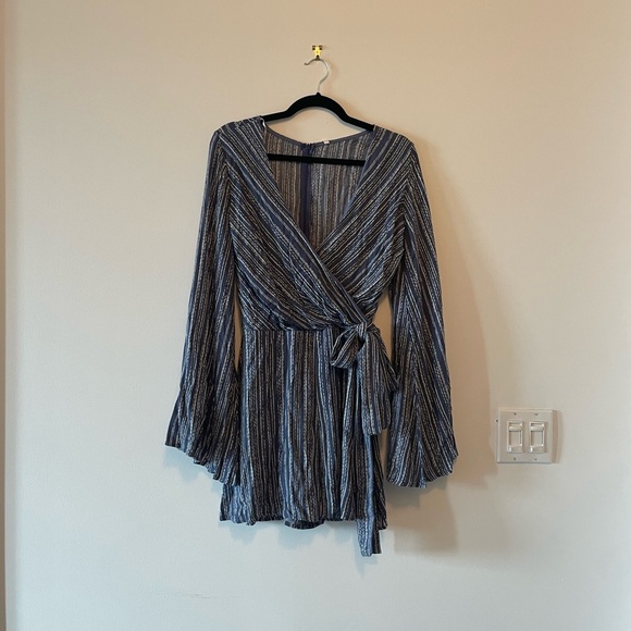 Sage (from Mendocino) Blue and White Striped Shorts Romper, Size Large. - Picture 2 of 7